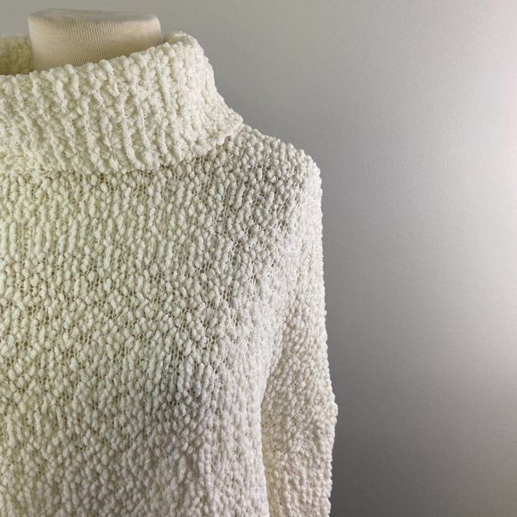 NWT BOBEAU Ivory Teddy Bear Turtle Neck Sweater (L) - Picture 3 of 8